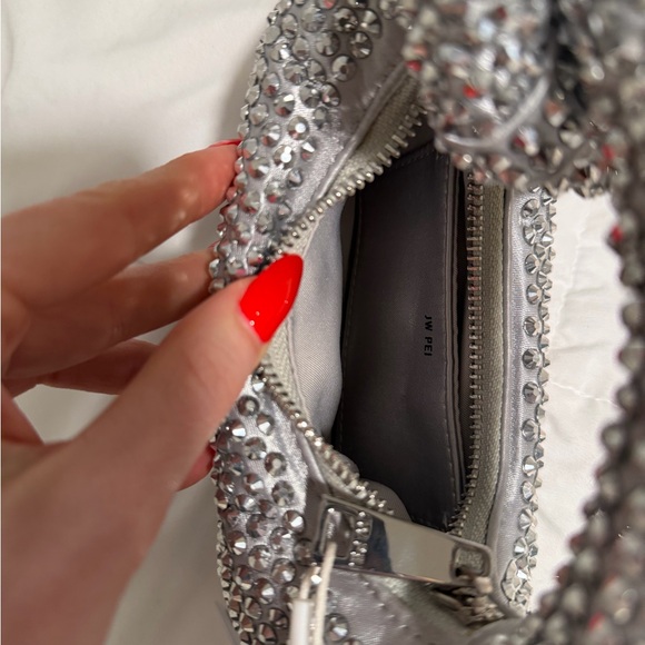 NWT JW PEI silver crystal handbag - Picture 4 of 4
